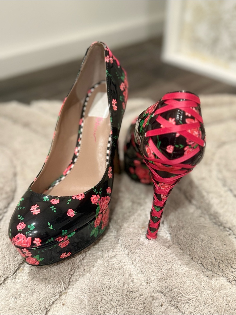 Betsey Johnson Bonnee Floral Corset Platform Pumps — Size 9